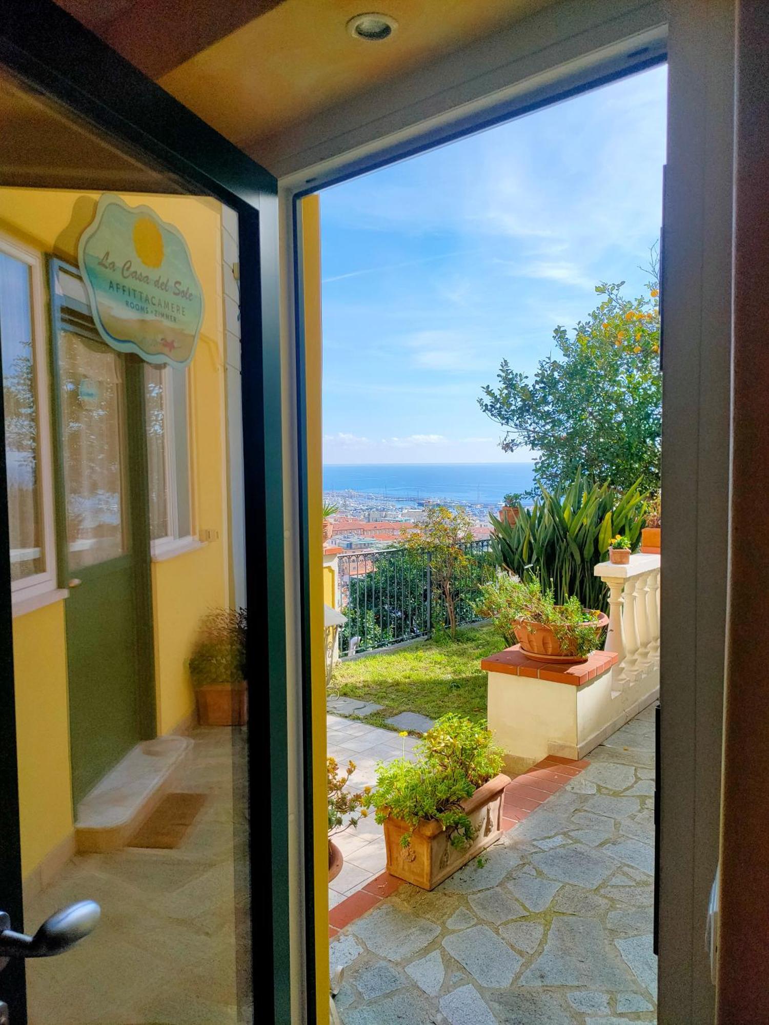 La Casa Del Sole Hotel Sanremo Exterior photo