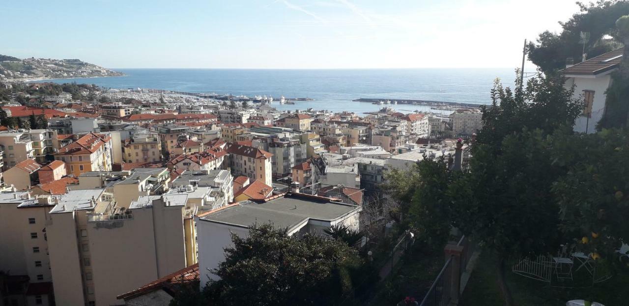 La Casa Del Sole Hotel Sanremo Exterior photo