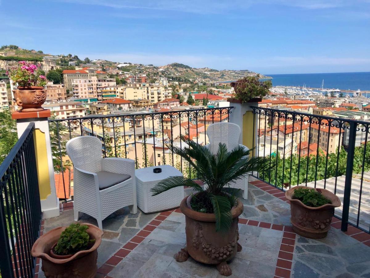 La Casa Del Sole Hotel Sanremo Exterior photo